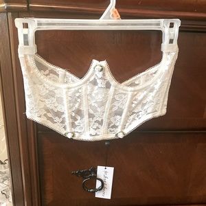 FOR LOVE AND LEMONS LACE CORSET TOP. NWT